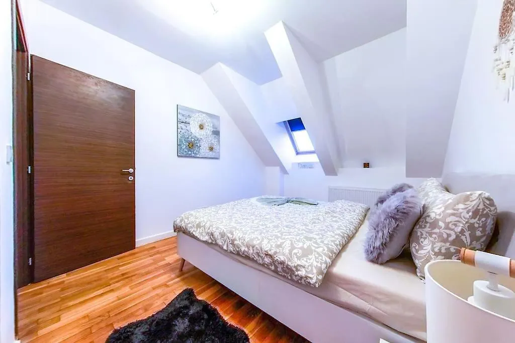 Bucharest Central D Apartment