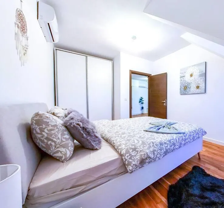 Bucharest Central D Apartment